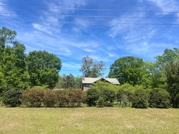 23985 Miflin Rd, Elberta, AL 36530