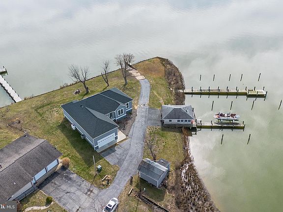 2nd image of 29740 Beach Ct