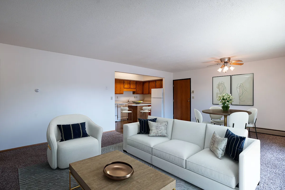 West Fargo, ND Clearview Apartments | 21A | Living - Clearview