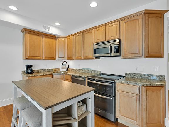 4th image of 4111 Landis Ave APT B