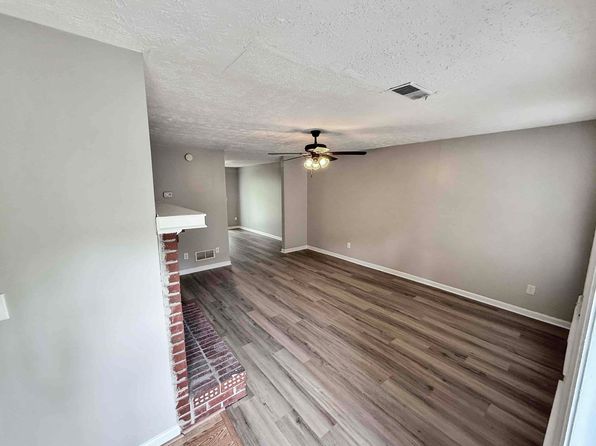 181 Timber Creek Ln SW, Smyrna, GA 30060