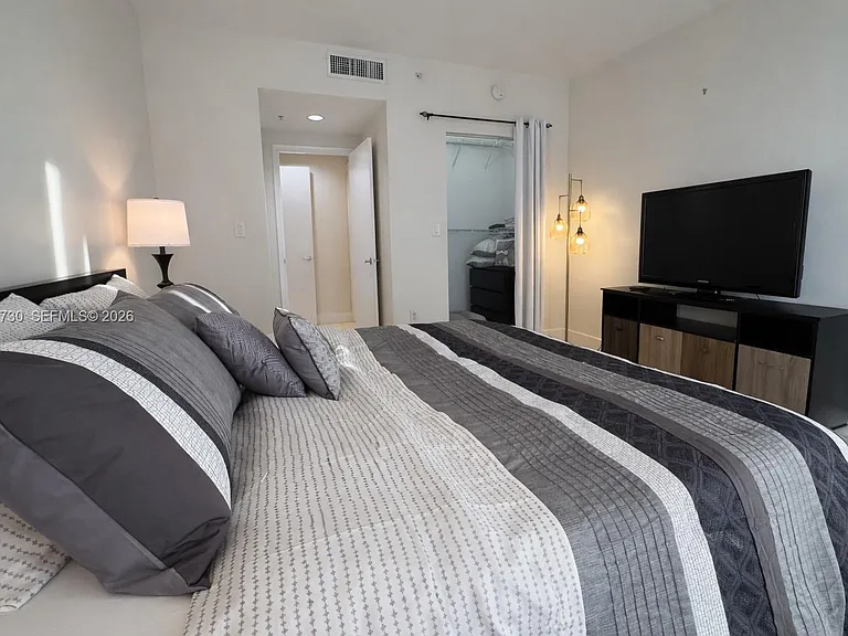 17375 Collins Ave #1505 — Photo 13