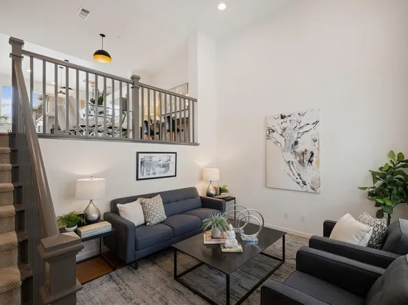 305 Satuma Dr, Redwood City, CA 94065