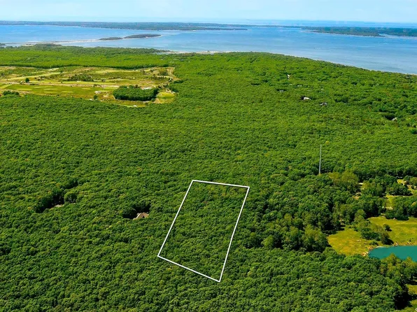 216 Old Sag Harbor Road, Bridgehampton, NY 11932