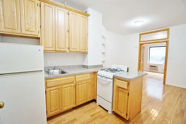 Rented by Best Apartments North Inc | media 18
