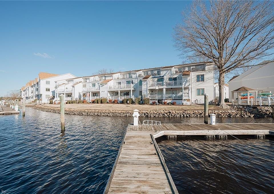 1st image of 171 Harbor Watch Dr