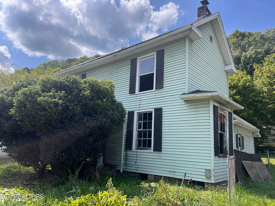 2nd image of 410 Creek St