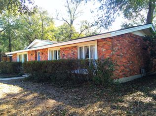 6421 Berryhill Rd, Milton, FL 32570