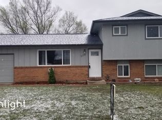 2155 Shawnee Ct, Colorado Springs, CO 80915