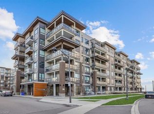 Lake House, Grimsby, ON L3M 0H1