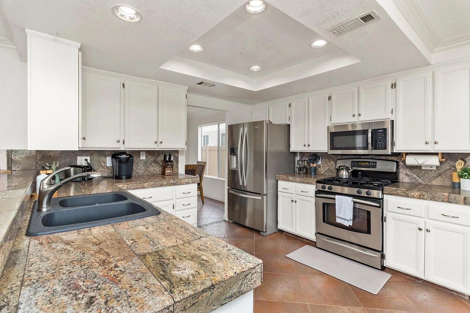 1553 Green Oak Rd — Photo 2
