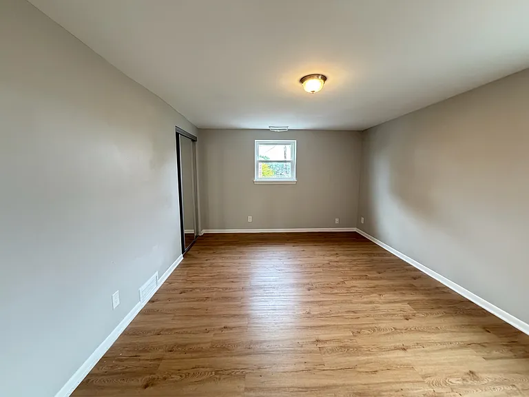 118 Denrose Dr — Photo 26