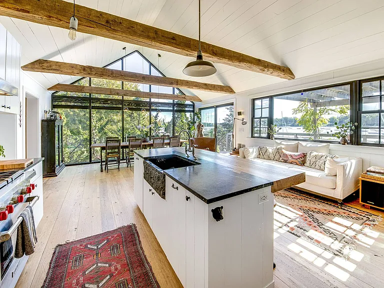 8 Chequit Ave — Photo 10
