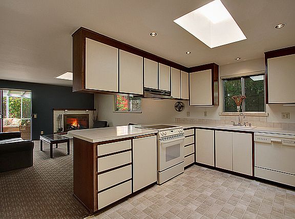 5th image of 17713 1st Ave NW
