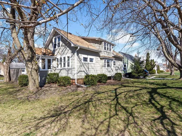 10914 West Madison STREET, West Allis, WI 53214