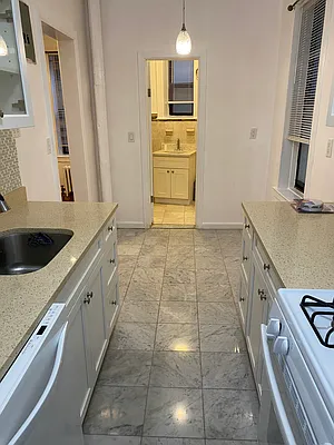 Rented by SUN WOOD REAL ESTATE | media 7