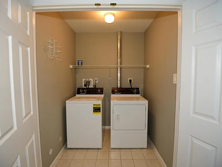 8343 Scenic View Dr — Photo 16