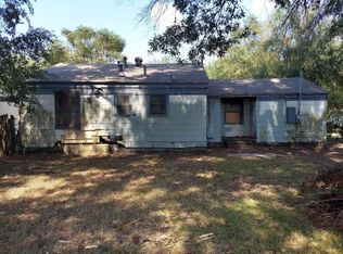 720 Macarthur Ave, Wake Village, TX 75501