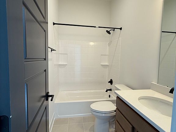 4th image of 19602 Wood Farm Pl