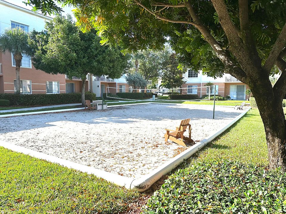 1st image of 5205 Myrtlewood Circle E
