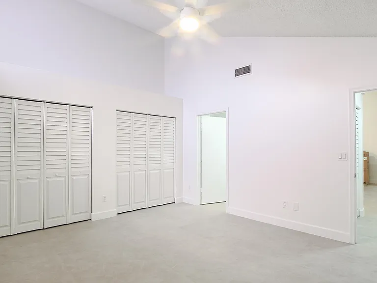 1148 Summit Trail Cir #D — Photo 29