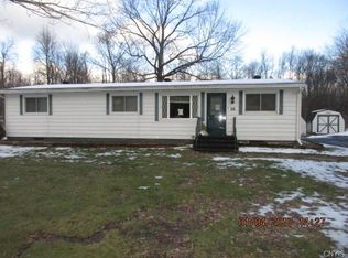 16 Elderberry Ln, Central Square, NY 13036