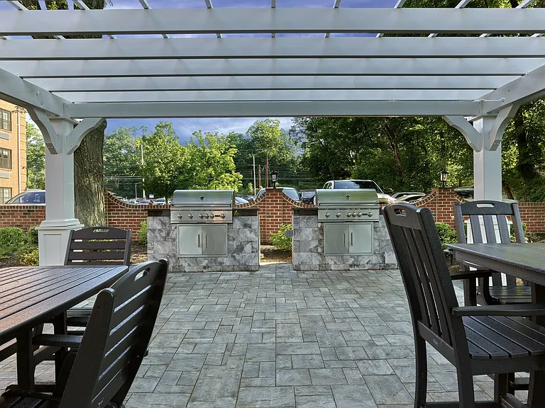 Outdoor Patio Dinning