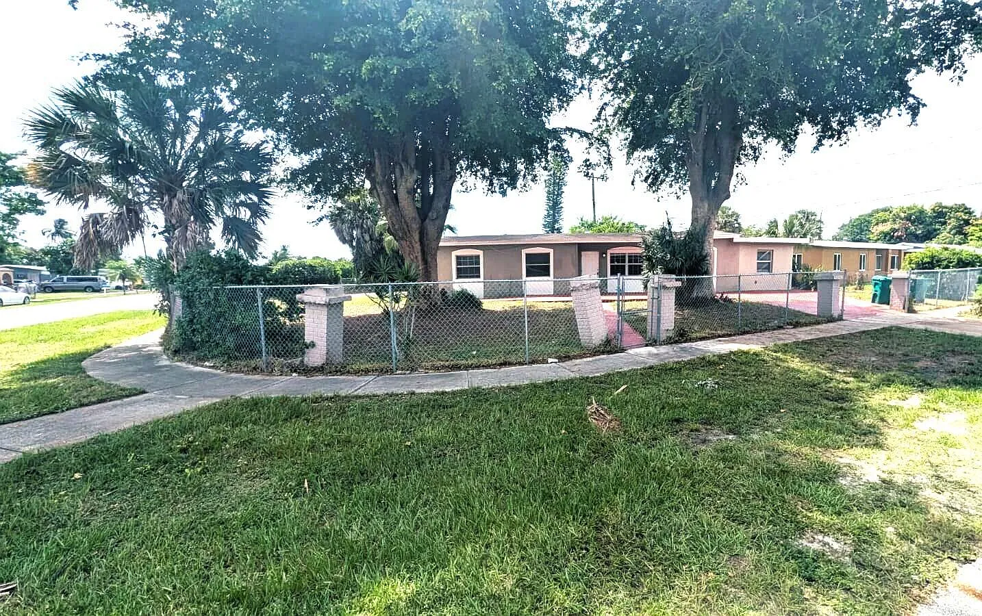 3 bed, 2.0 bath, 1531 sqft, $2,450 — Photo 1