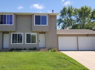 2237 C St SW, Cedar Rapids, IA 52404