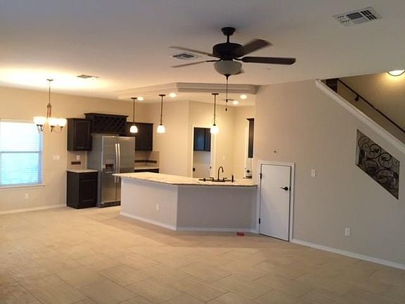 5th image of 2140 William Caples St