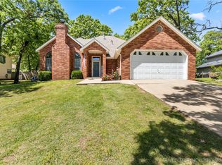 11910 S 266th East Ave, Coweta, OK 74429