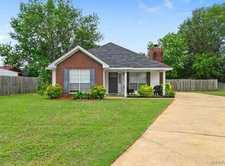 29 Foxdale Ct, Millbrook, AL 36054