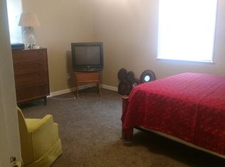 401 Jackson Loop Rd, Flat Rock, NC 28731