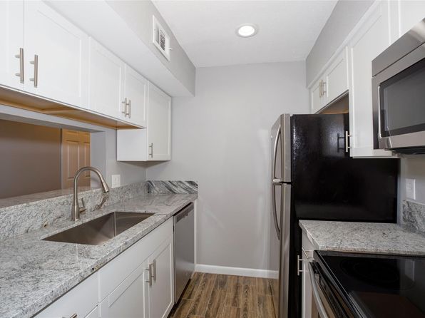 760 Memorial Mews St APT A