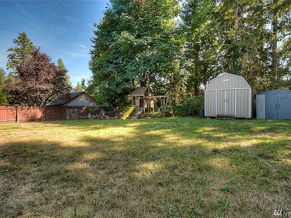 3rd image of 21530 146th St E