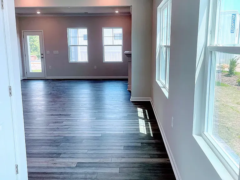 4921 Oolite St — Photo 2