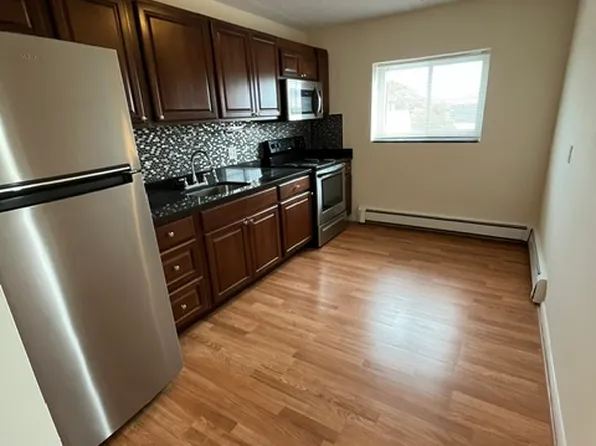 (undisclosed Address), Watertown, MA 02472