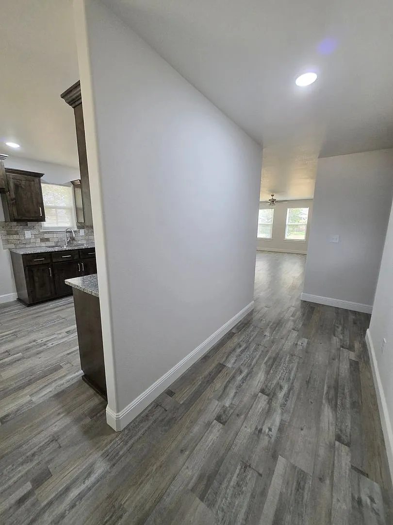 Brand New 3br, 2ba beauty! — Photo 2