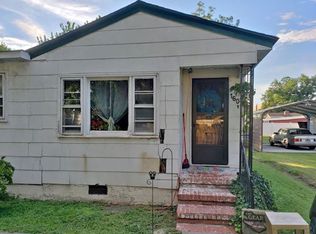 1607 Cooke St, Elizabeth City, NC 27909