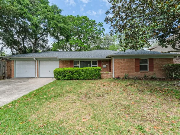 5450 Stillbrooke Dr, Houston, TX 77096