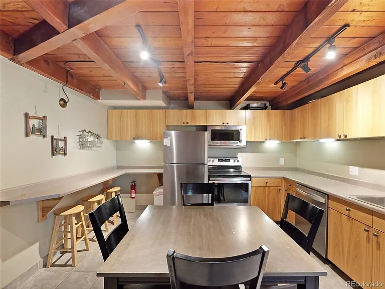 2200 Lodge Pole Cir #B-306 — Photo 7