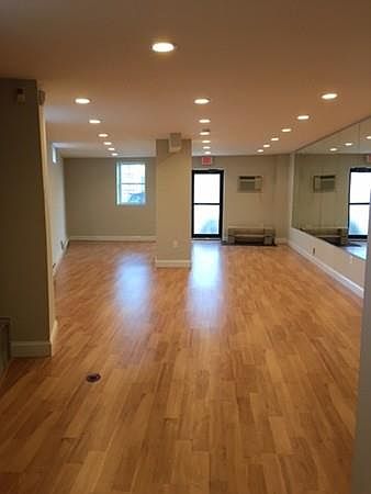 2nd image of 61 Boardman St
