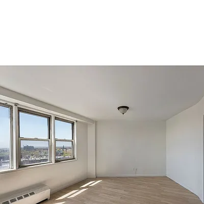 Rented by Smart NY Realty LLC | media 4