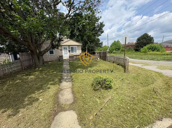 2220 E 46th St, Indianapolis, IN 46205