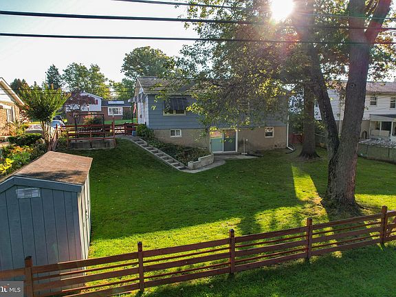 3rd image of 6016 Black Friars Cir