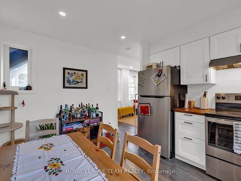 325 Hinchey Ave #B — Photo 9