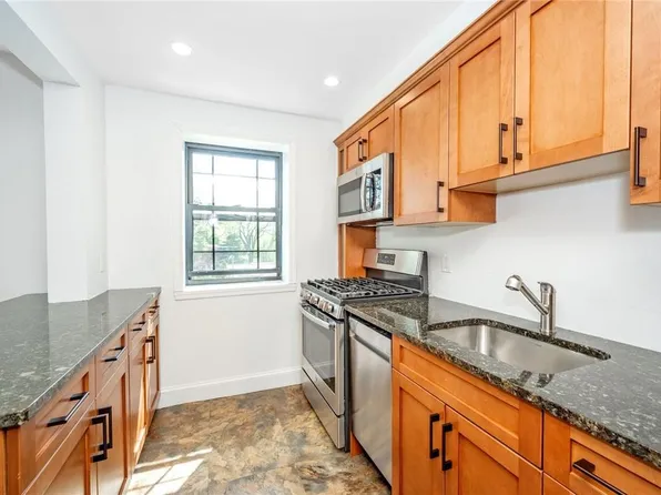 20 Manchester Road #2L, Eastchester, NY 10709
