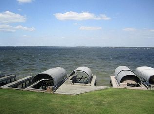 14 Regency Point, Montgomery, TX 77356