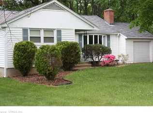 100 Dale Rd, Wethersfield, CT 06109