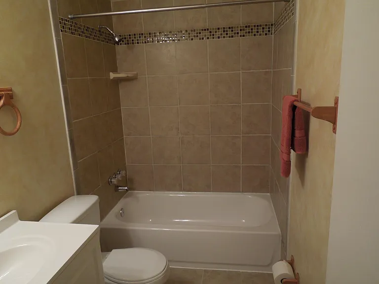 66 Talister Ct — Photo 5